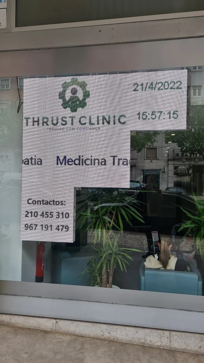Thrust Clinic — Osteopathen, Physiotherapeuten em Lissabon — 3