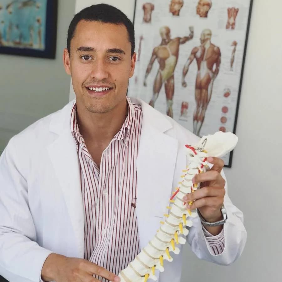 Consultório Rodrigo de Barros 2 - Consultas de — Osteopaths em Lisbon — 1