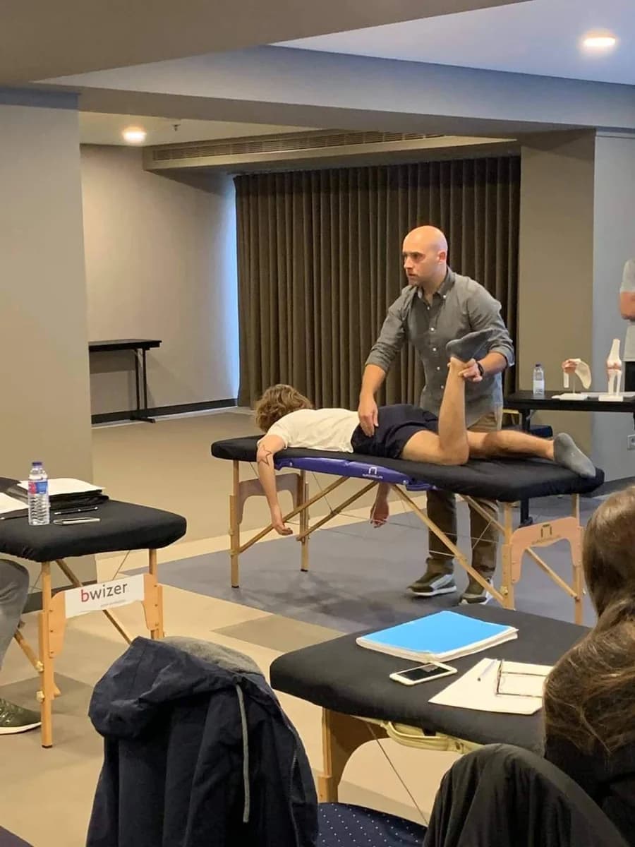 Osteopatia João Martins / Osteopathy Office (Licence: ACSS nºC0100103) Health License — Osteopaths em Lisbon — 3